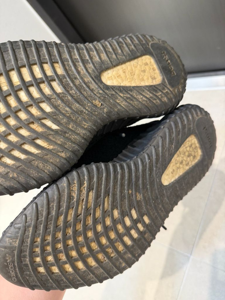 아디다스 이지 부스트 350 V2 블랙 레드 260--2