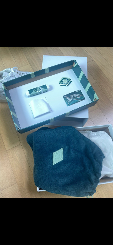 리복 운동화 245 사이즈--8