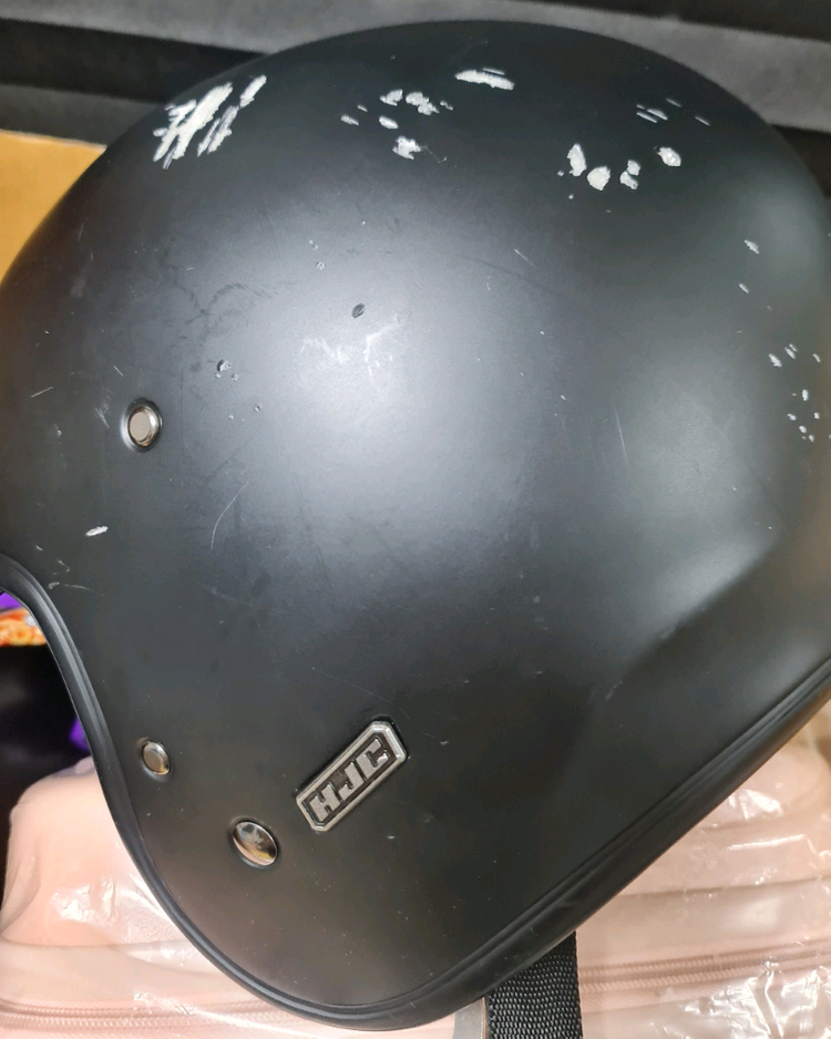 HJC홍진V31 헬멧 무료배송 안에는 깨끗해요 사이즈m--2