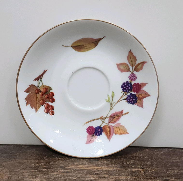 영국 로얄워스터 이브샴 커피잔.--3