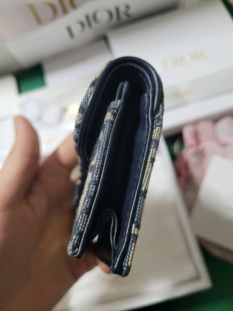 디올 오블리크 새들플랩 카드지갑--3