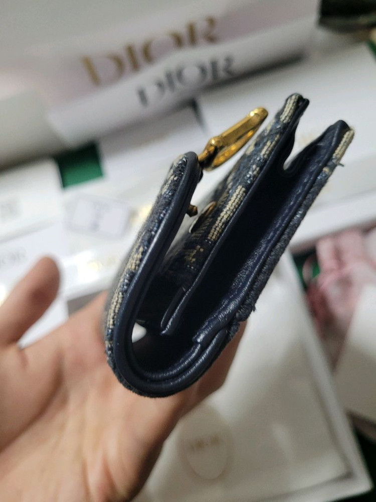 디올 오블리크 새들플랩 카드지갑--6