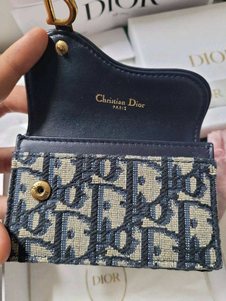 디올 오블리크 새들플랩 카드지갑--7