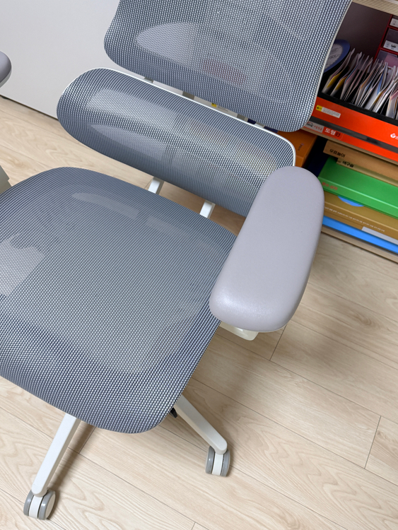 한샘 비스포크 책상의자--2