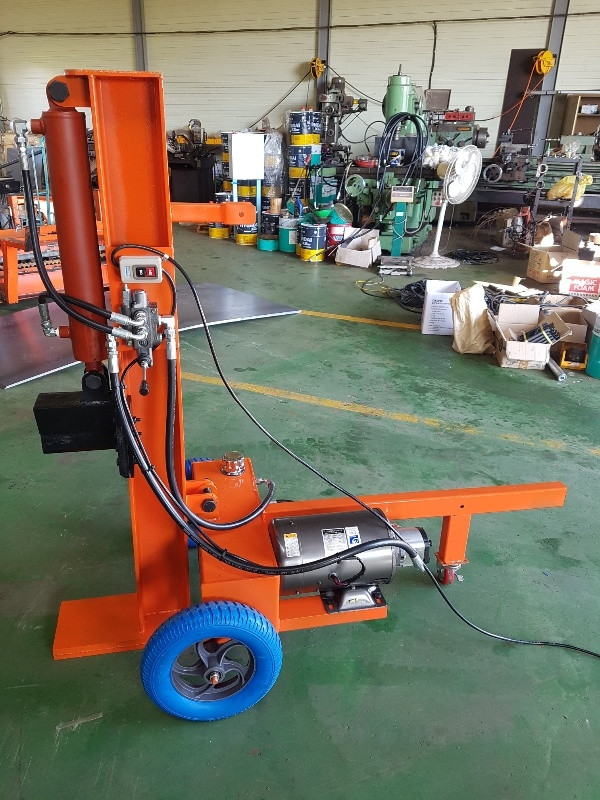 장작기계 유압도끼 캠핑용장작기계 자동장작기계 자동장작분할기계 유압도끼 자동캠핑용장작기계 장작기계 유압도끼--4