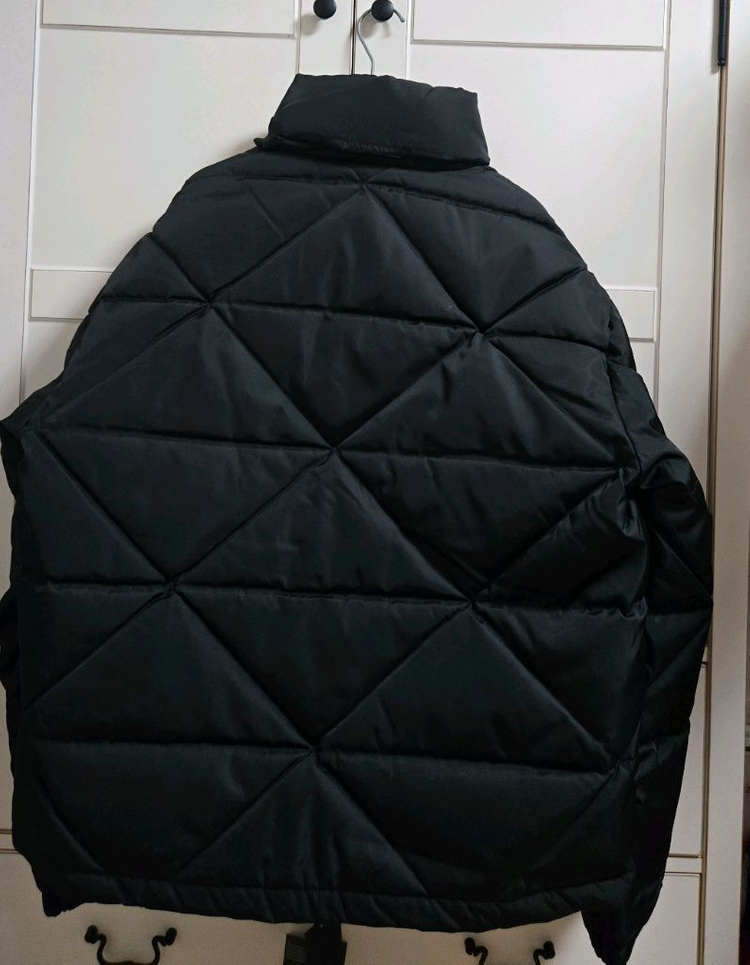 프라다 남성패딩--3