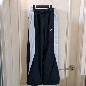 나이키 에어 우븐 트레이닝 팬츠 M 블랙