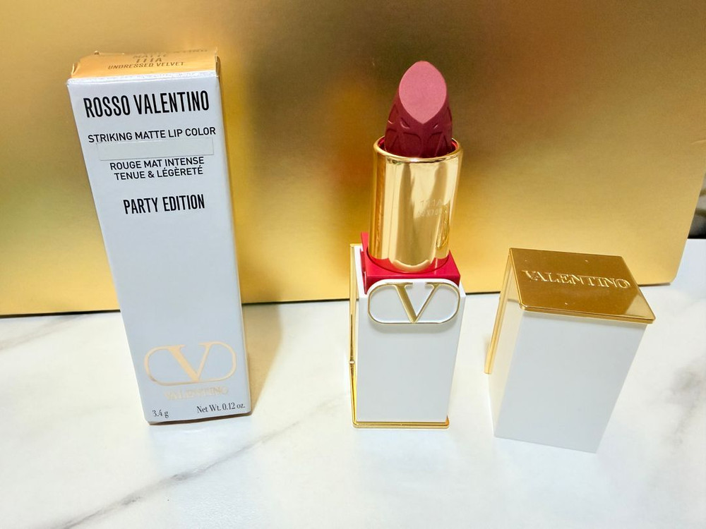 발렌티노 로쏘 립스틱 111A 언드레스드 벨벳--0