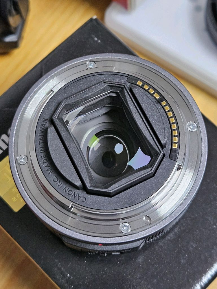 캐논 rf 28mm f2.8--1