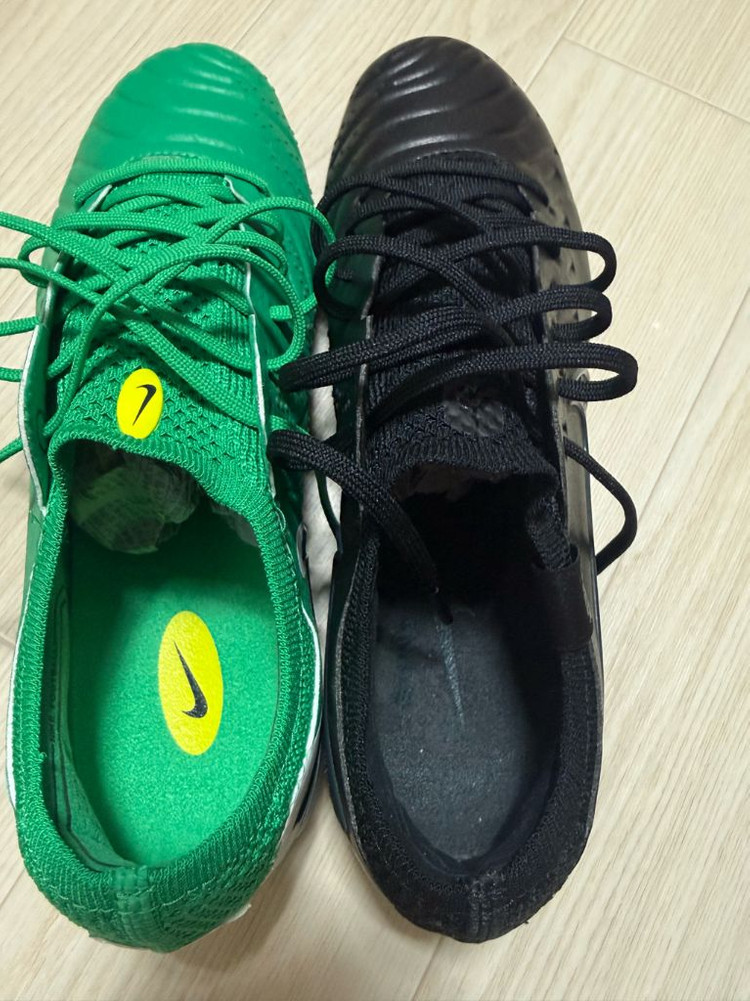 나이키 티엠포 레전드10 엘리트 FG 250mm 새상품 트릭스--3