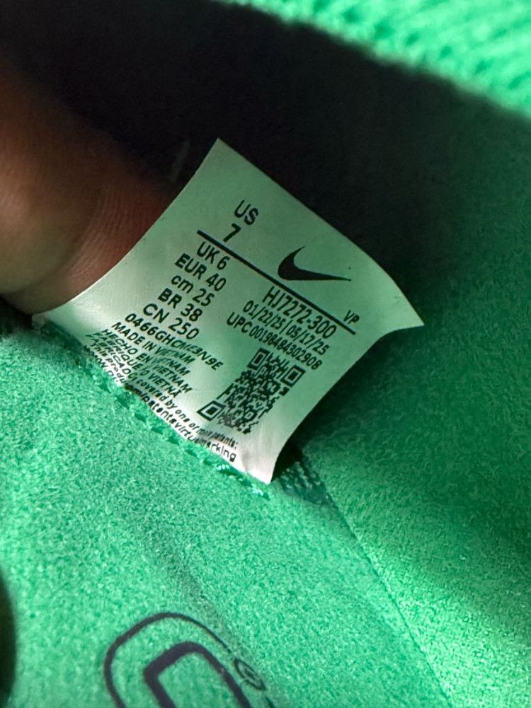 나이키 티엠포 레전드10 엘리트 FG 250mm 새상품 트릭스--6