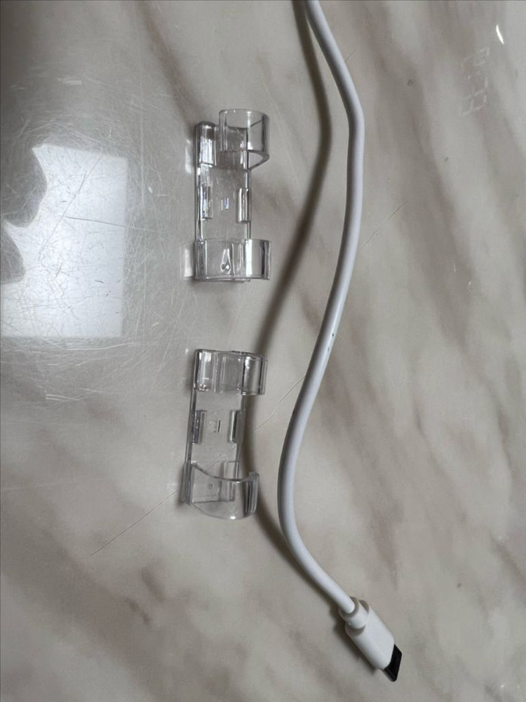 케이블 홀더 선정리 클립 새제품 28개--3