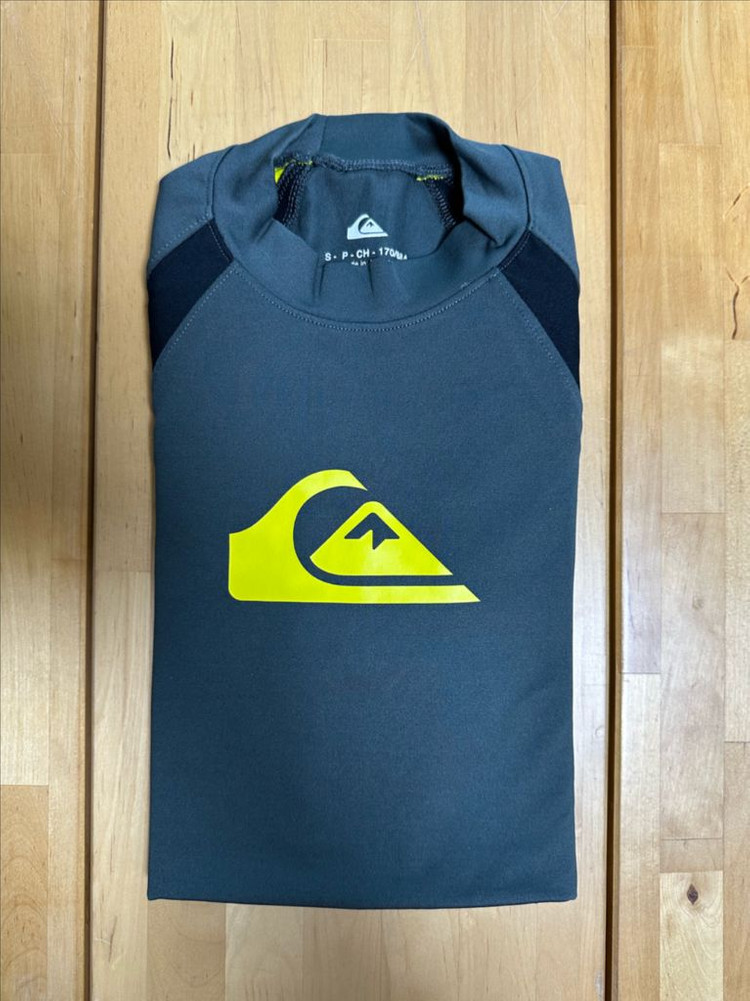 퀵실버 남성 래쉬가드 긴팔 새상품--1