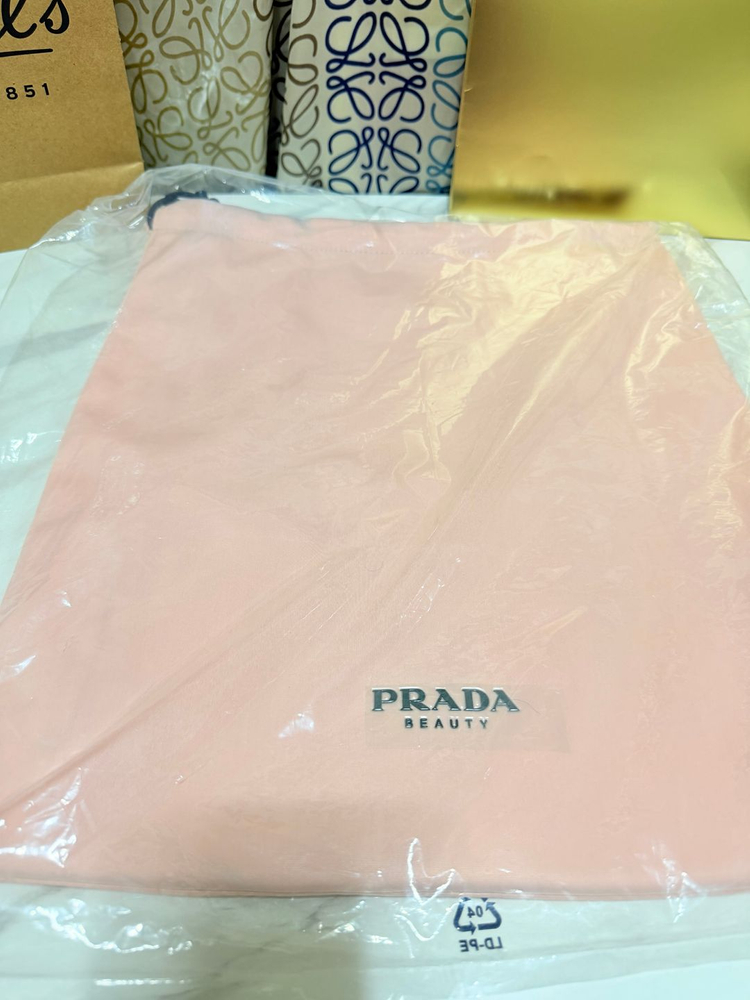 프라다 뷰티 리버시블 블랙/핑크 백팩 (새상품) 이미지