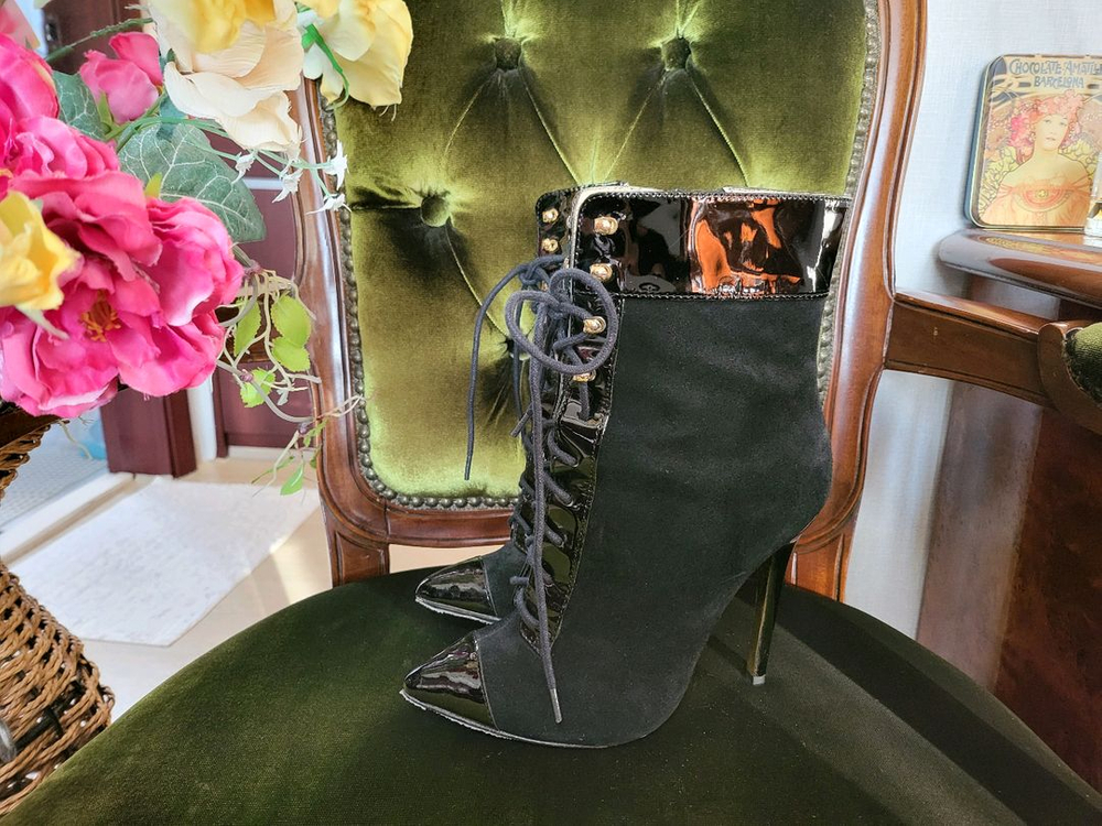 정품 Versace 베르사체 세무 레이스업 부츠--3