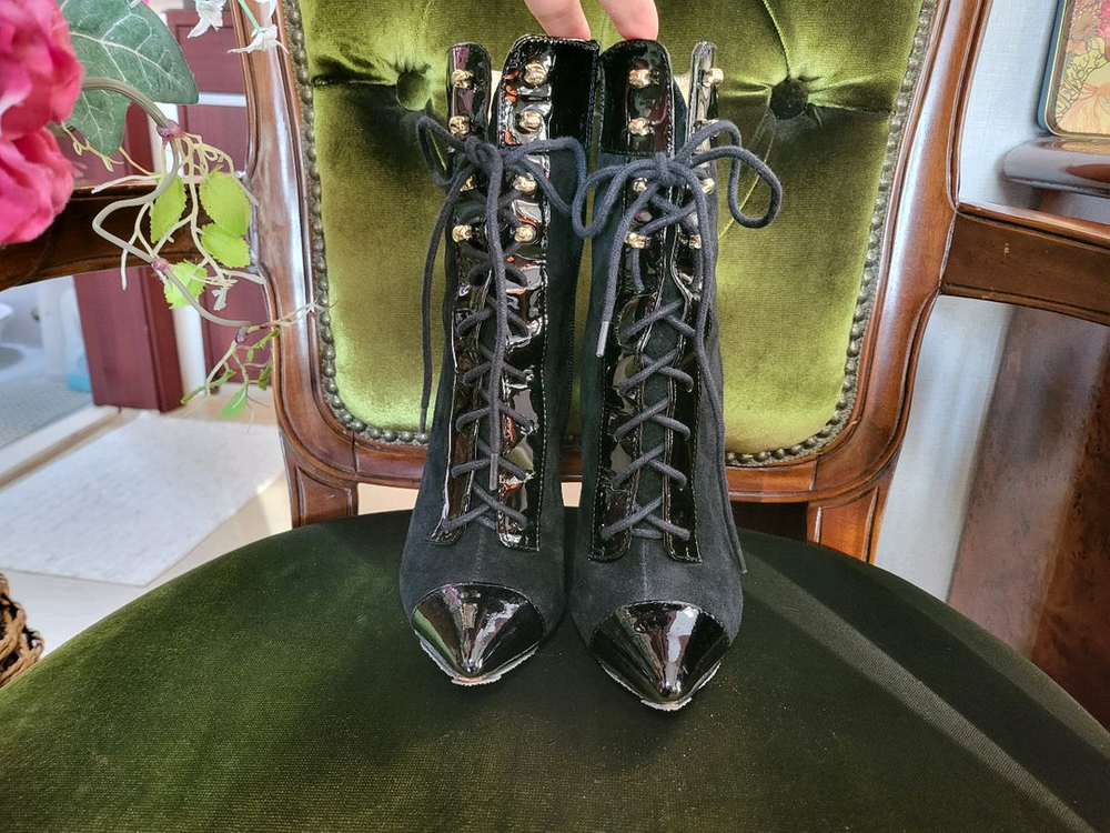 정품 Versace 베르사체 세무 레이스업 부츠--4