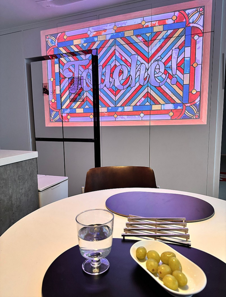 LG 시네빔 큐브 HU710PB (세이투셰 한정판 콜라보) 판매합니다--6