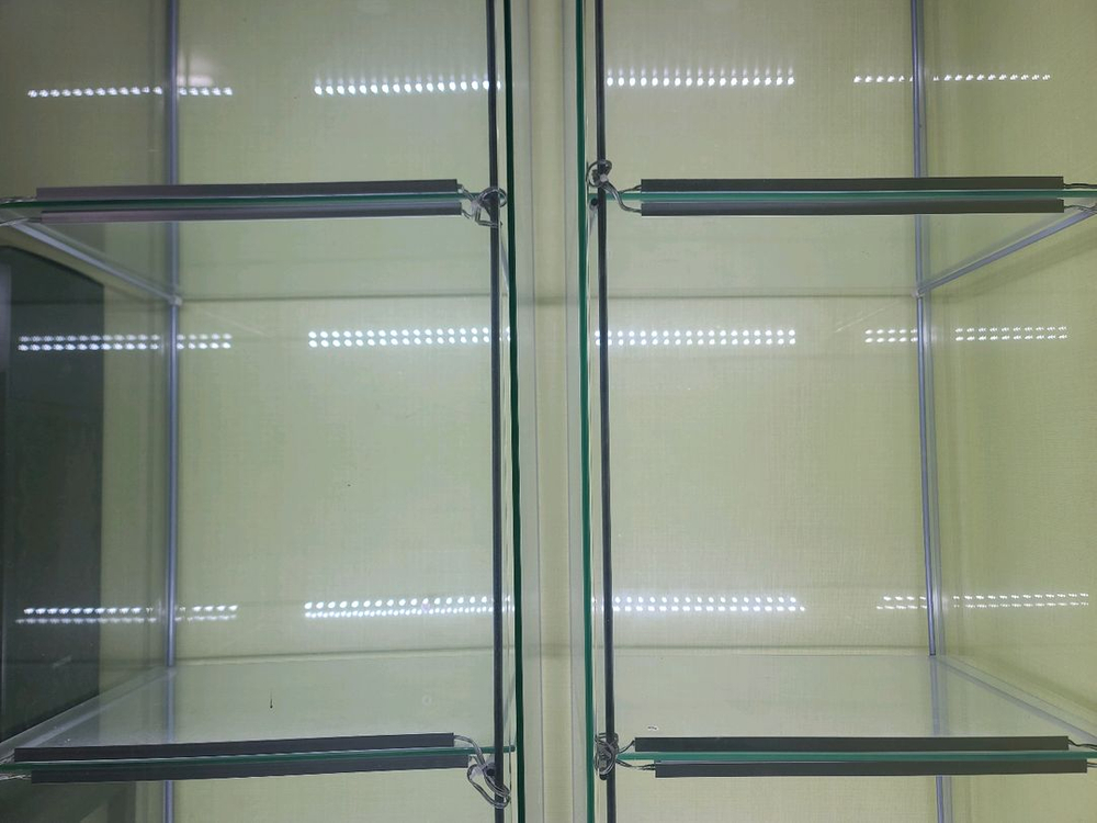 이케아 장식장 4단 led착용 정상작동 됩니다--3