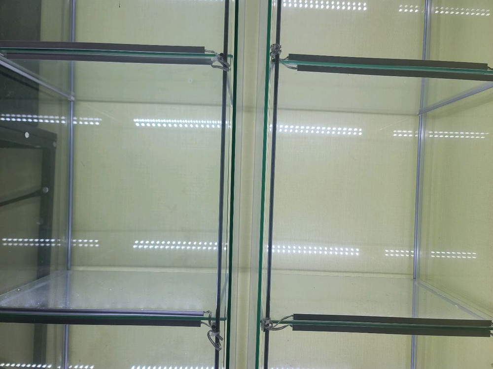 이케아 장식장 4단 led착용 정상작동 됩니다--4