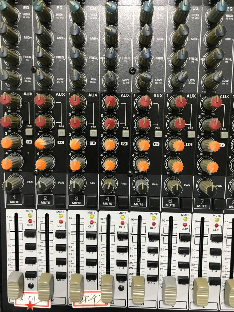 behringer xenyx x2442 믹싱콘솔--3