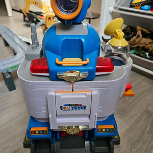 뽀로로 경찰 본부 장난감