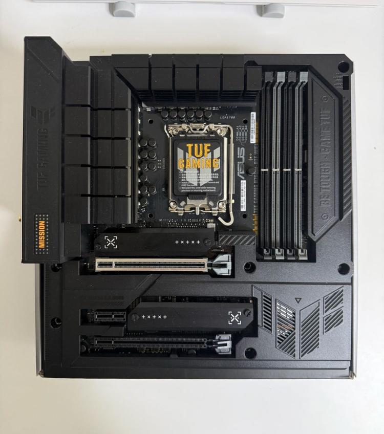 ASUS TUF Gaming B760M-BTF WIFI 인텍 DDR5--1