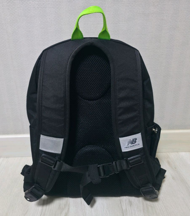 뉴발란스 초등가방--2