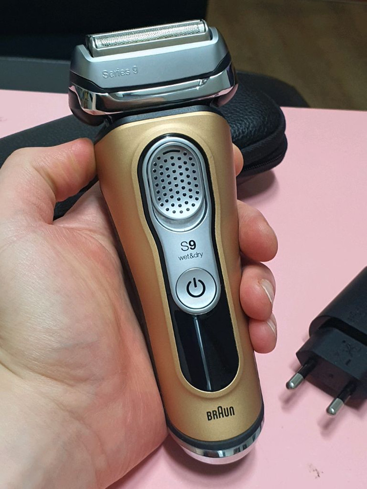 브라운 9399 금장 이미지