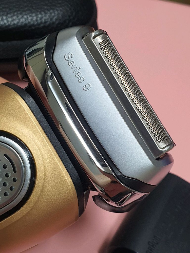 브라운 9399 금장 이미지