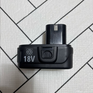 전동드릴배터리 18v