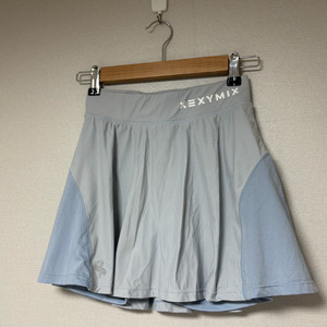 젝스믹스 투인원 패널플레어 스커트 테니스스커트
