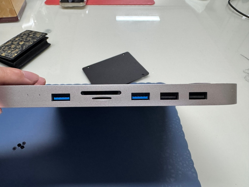 하기비스 MC25 맥용 독 판매합니다.--1