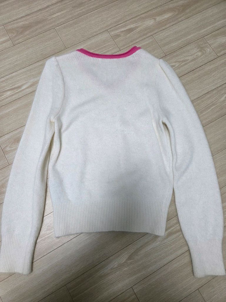 에고이스트 니트 55사이즈(정가258,000원)-택포5만원--2