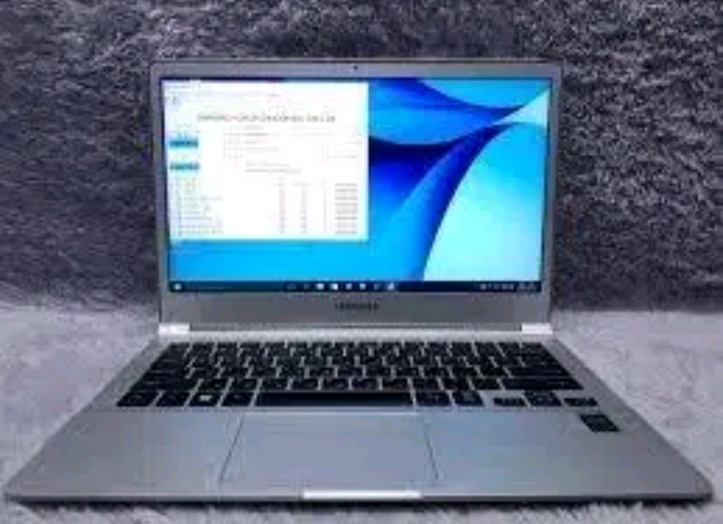 14.5인치 3D 노트북/ssd 탑재/초경량--3