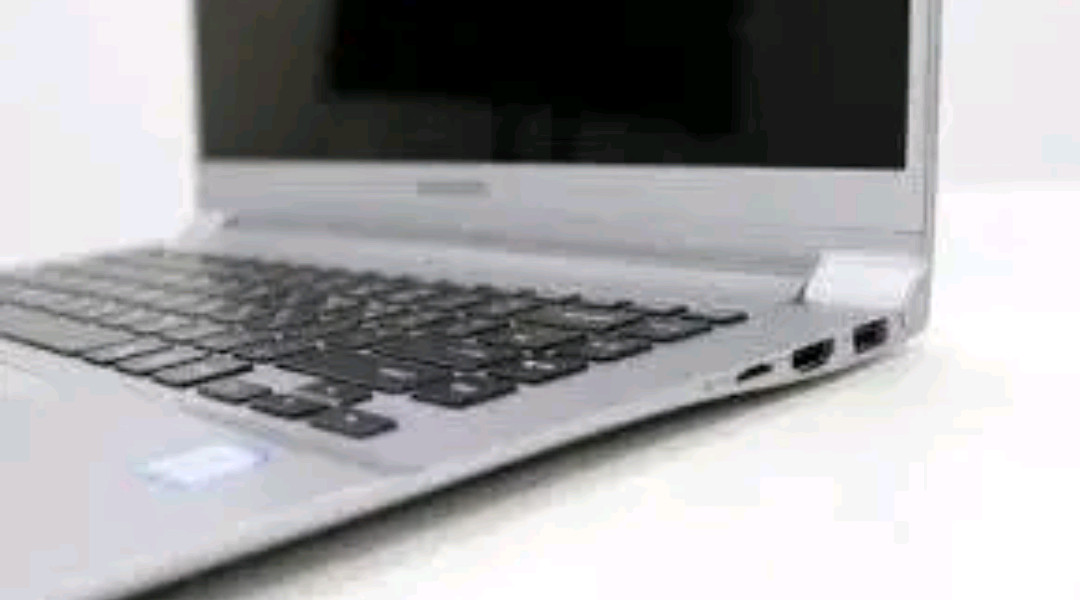 14.5인치 3D 노트북/ssd 탑재/초경량--5