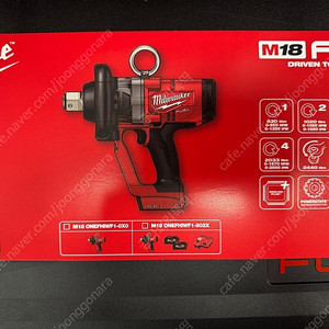 (새제품) 밀워키 18V 하이토크 렌치 팝니다