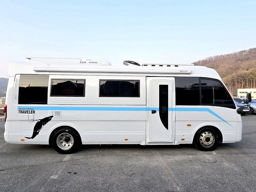 16년 레스타5인승캠핑카(준신규,인산철1200A,오토,6만km)-전액할부됨 이미지