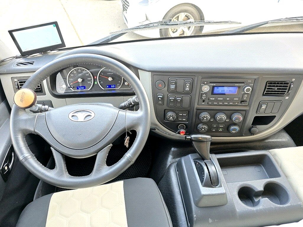 16년 레스타5인승캠핑카(준신규,인산철1200A,오토,6만km)-전액할부됨 이미지