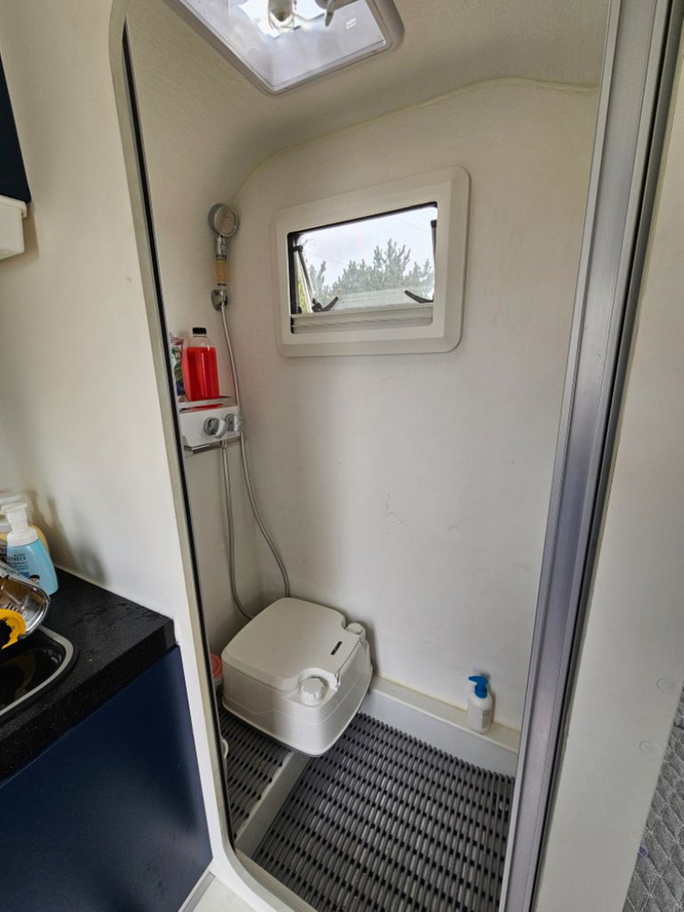 소형카라반 300급 이미지