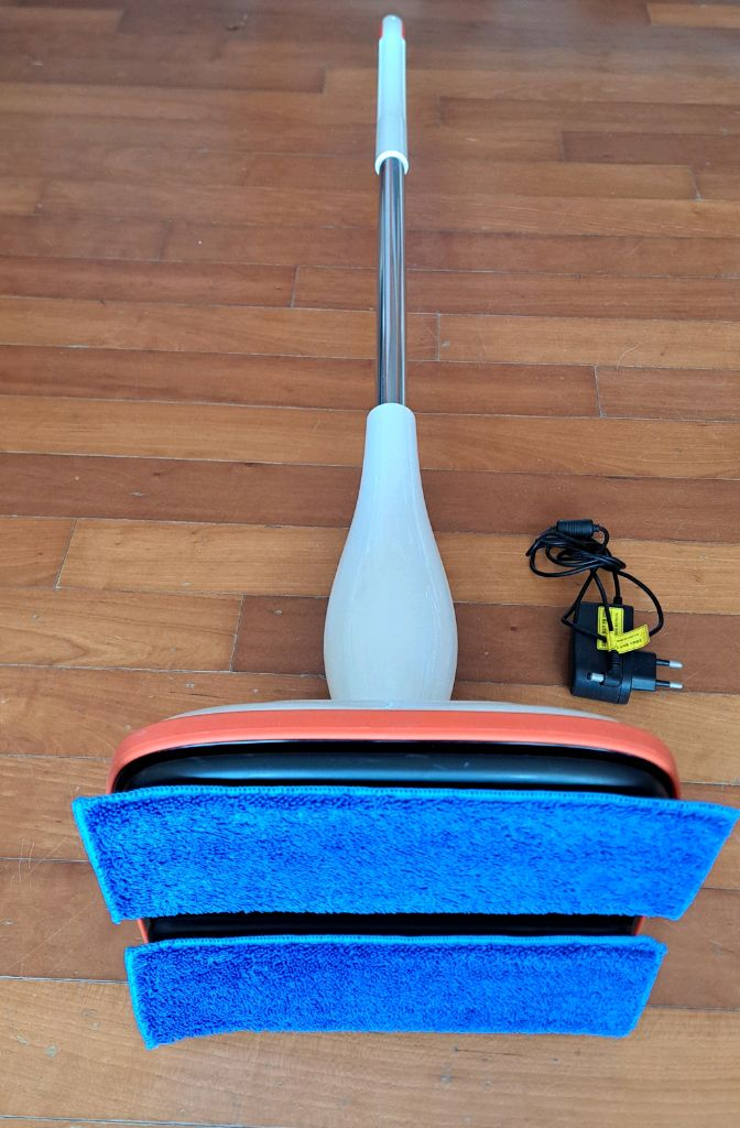 무선 오토비스 물걸레 청소기(3회사용)--2