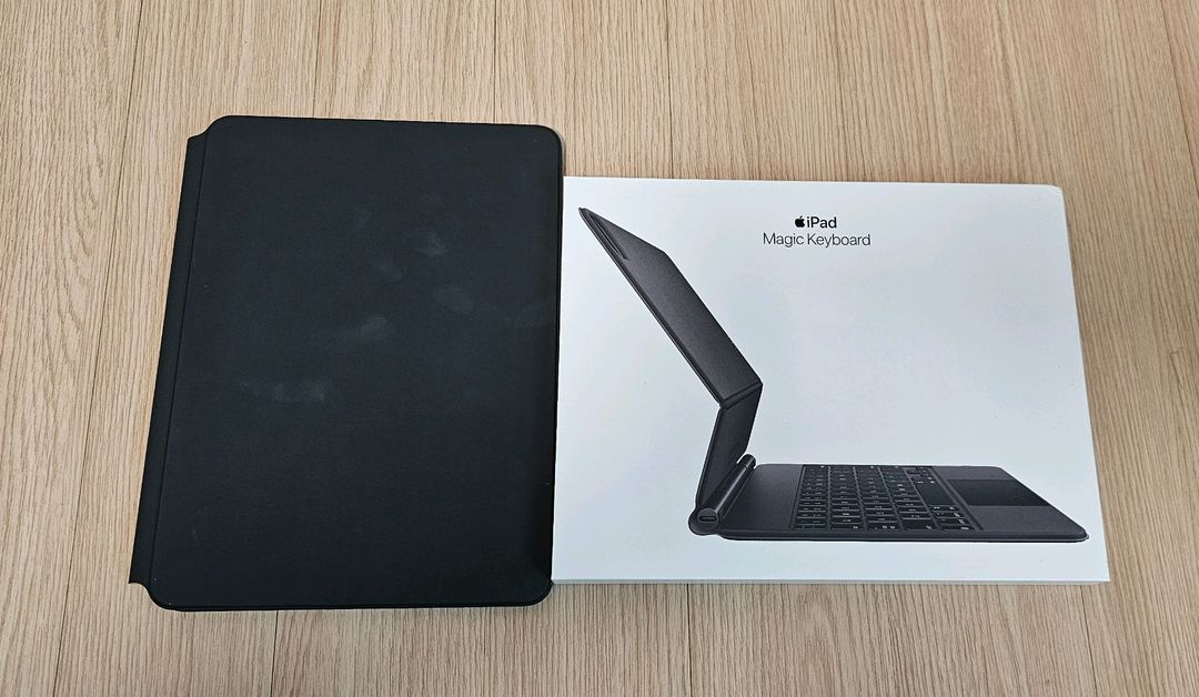 애플 iPad Air 11 M2 Magic Keyboard--2