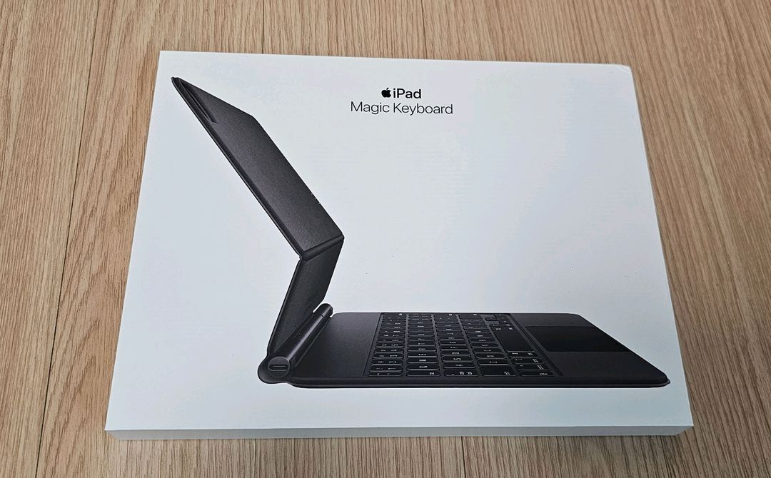 애플 iPad Air 11 M2 Magic Keyboard--3