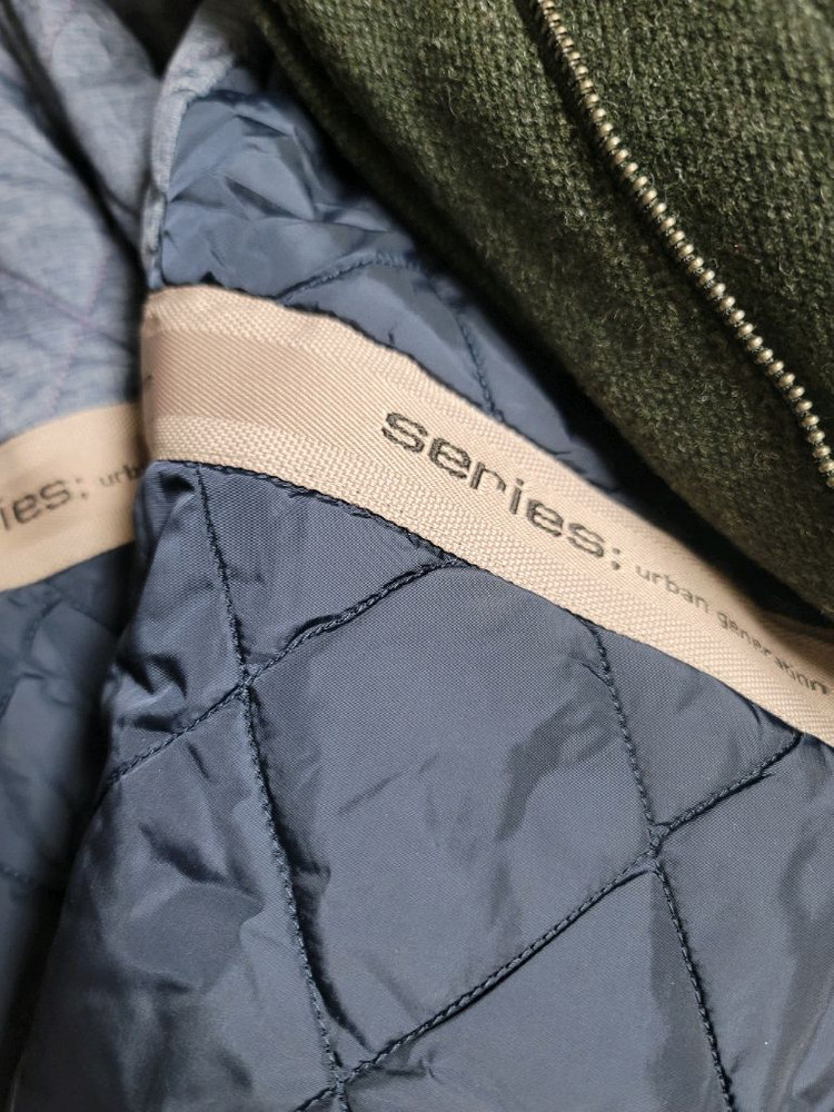 시리즈 울멀티배색 더플자켓 105사이즈 상태굿--4