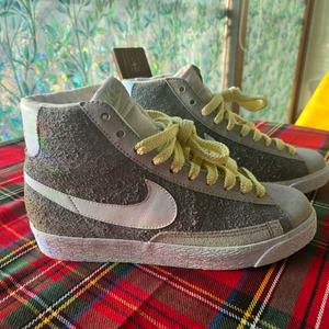 나이키 블레이저 스웨이드 245mm