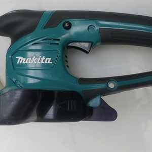 마끼다 DUM604 잔디깍이