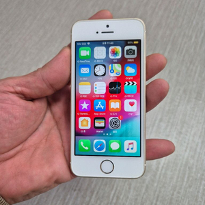 아이폰 SE 1세대 골드 A급 아이폰 5 싸게드려요