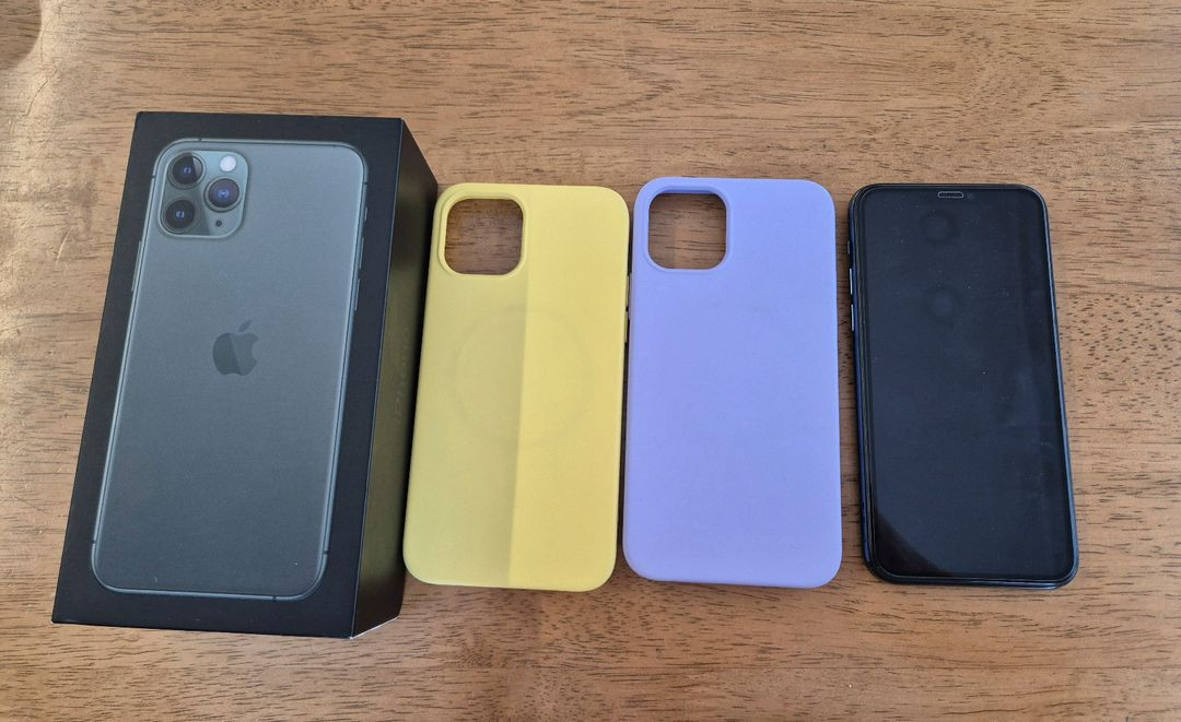 아이폰 11 Pro 256GB 미드나이트 그린--1