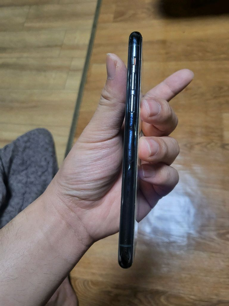 아이폰11프로,64기가--2