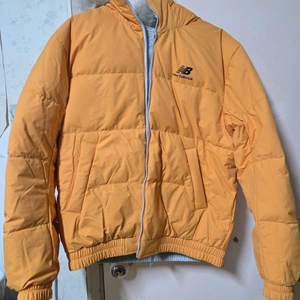 뉴발란스 구스 양면 95사이즈 패딩 팝니다