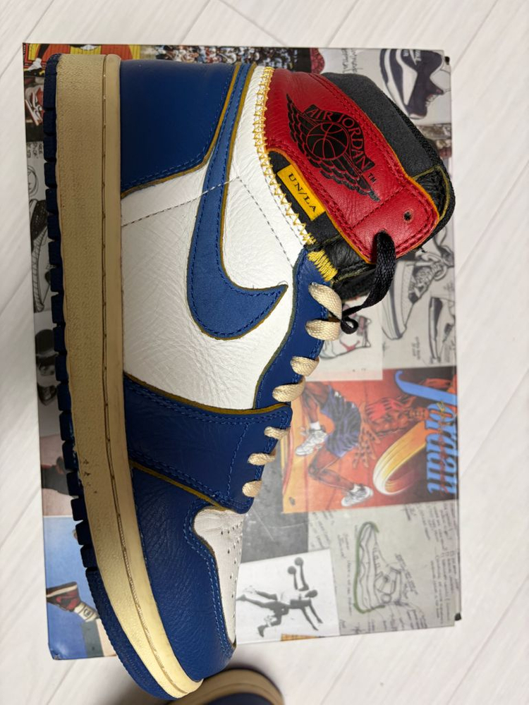 유니온x조던1 블루토 260 이미지